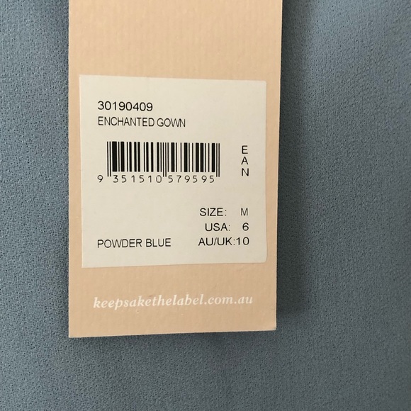 Bought from Revolve for over 200.00, never worn, NWT, size 6. - Picture 4 of 6